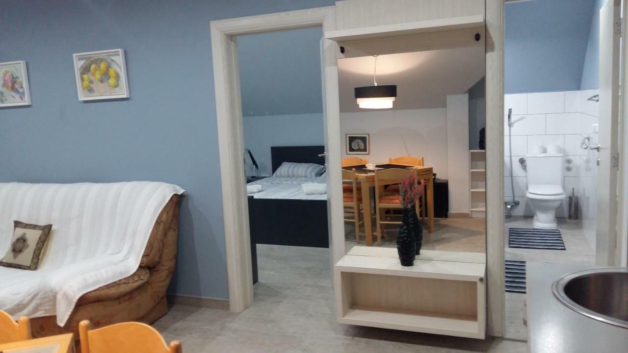 Apartments Sovran Vila Marija Prčanj Exterior foto